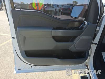 2023 Ford F-150 LARIAT Crew Cab Short Bed - zdjęcie 9 z 27 - miniatura