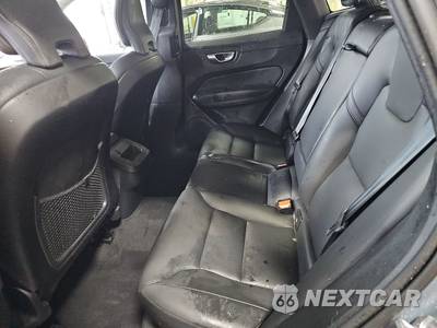 2024 Volvo XC60 B5 Core Dark Theme - zdjęcie 13 z 30 - miniatura