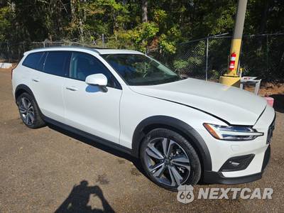 2025 Volvo V60 Cross Country B5 Plus - zdjęcie 3 z 20 - miniatura