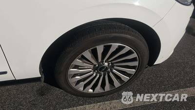2020 Lincoln Navigator Reserve - zdjęcie 28 z 30 - miniatura