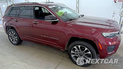 2022 Jeep Grand Cherokee Overland - zdjęcie 3 z 21 - miniatura