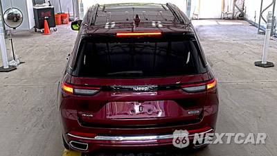 2022 Jeep Grand Cherokee Overland - zdjęcie 5 z 21 - miniatura