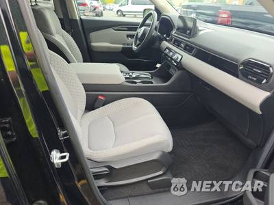 2024 Honda Pilot LX - zdjęcie 8 z 28 - miniatura