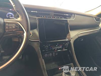 2023 Jeep Grand Cherokee Altitude - zdjęcie 11 z 32 - miniatura