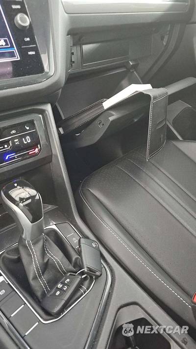 2023 Volkswagen Tiguan SE R-Line Black - zdjęcie 20 z 25 - miniatura