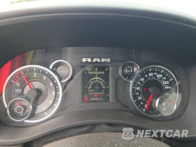 2024 Ram 2500 Big Horn Crew Cab Medium Bed - zdjęcie 18 z 23 - miniatura