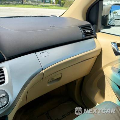 2010 Honda Odyssey Touring w/Navigation & RES 118.1" WB - zdjęcie 80 z 134 - miniatura