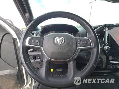 2025 Ram 2500 Big Horn Crew Cab Medium Bed - zdjęcie 10 z 26 - miniatura