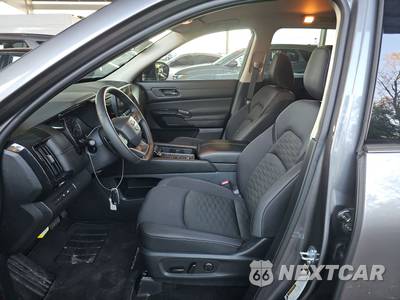 2026 Nissan Pathfinder SV - zdjęcie 13 z 28 - miniatura