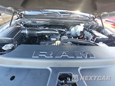 2019 Ram 1500 Limited Crew Cab Short Bed - zdjęcie 15 z 19 - miniatura