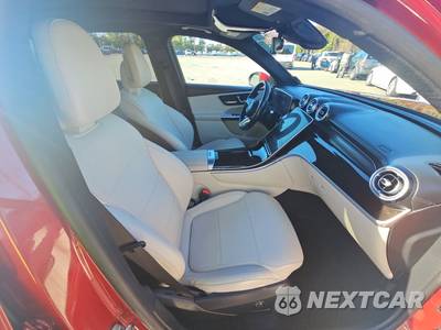 2023 Mercedes-Benz GLC 300 4MATIC - zdjęcie 8 z 26 - miniatura