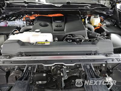 2026 Toyota Tundra i-FORCE MAX TRD Pro Crew Cab Short Bed - zdjęcie 15 z 26 - miniatura