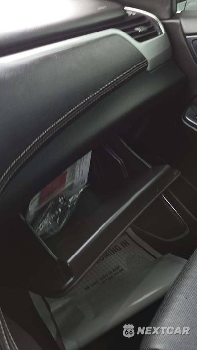 2019 GMC Yukon SLT 4SA - zdjęcie 23 z 37 - miniatura