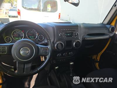 2015 Jeep Wrangler Sport - zdjęcie 11 z 30 - miniatura