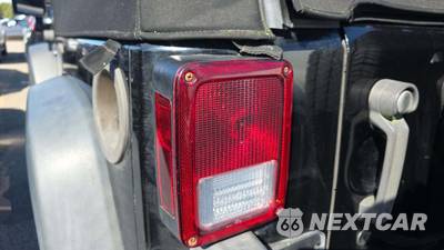 2010 Jeep Wrangler Sport - zdjęcie 23 z 34 - miniatura