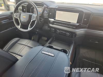 2024 Chevrolet Silverado 2500HD High Country Crew Cab Medium Bed 3LZ - zdjęcie 9 z 16 - miniatura