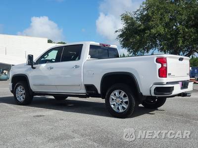 2024 Chevrolet Silverado 2500HD High Country Crew Cab Medium Bed 3LZ - zdjęcie 3 z 16 - miniatura
