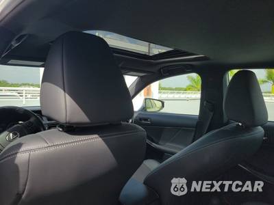 2023 Lexus IS 300 - zdjęcie 13 z 50 - miniatura