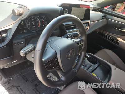 2025 Lexus ES 350 - zdjęcie 37 z 50 - miniatura