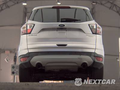 2017 Ford Escape Titanium - zdjęcie 7 z 35 - miniatura