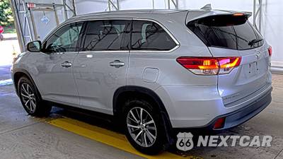 2019 Toyota Highlander XLE - zdjęcie 6 z 23 - miniatura