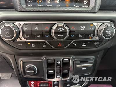 2023 Jeep Wrangler Rubicon 392 - zdjęcie 13 z 17 - miniatura