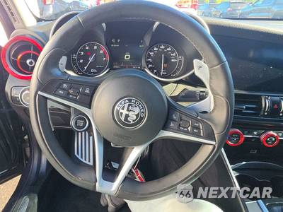 2019 Alfa Romeo Giulia Ti Sport - zdjęcie 10 z 29 - miniatura