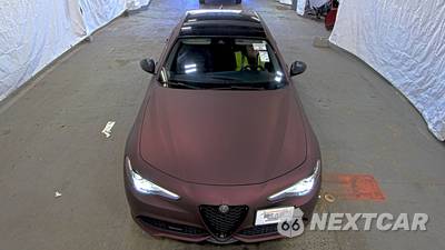 2019 Alfa Romeo Giulia Ti Sport - zdjęcie 2 z 29 - miniatura