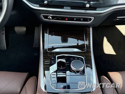 2026 BMW X5 Sports Activity Vehicle xDrive40i - zdjęcie 16 z 23 - miniatura