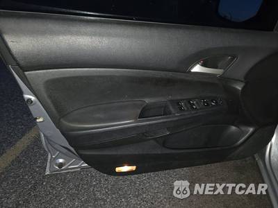 2011 Honda Accord Sedan SE - zdjęcie 9 z 18 - miniatura