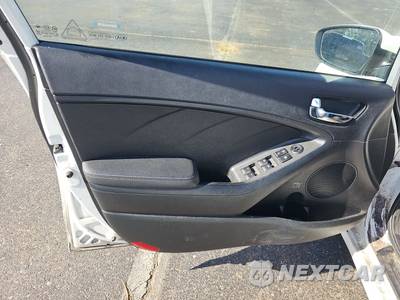 2018 Kia Forte S Sedan - zdjęcie 9 z 25 - miniatura