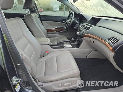 2011 Honda Accord Sedan EX-L w/Navigation - zdjęcie 8 z 50 - miniatura