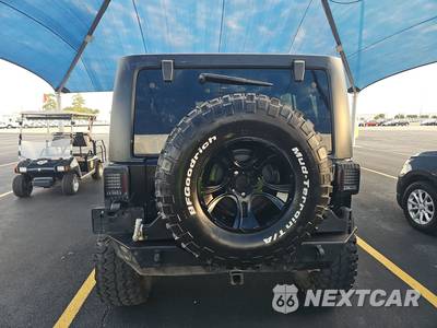 2015 Jeep Wrangler Unlimited Freedom Edition - zdjęcie 5 z 32 - miniatura