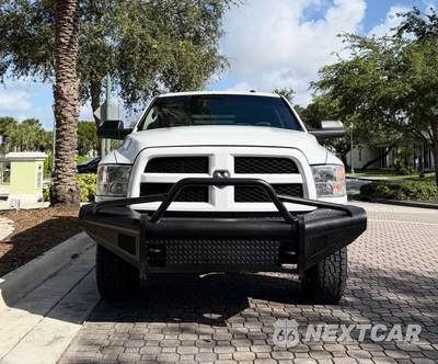 2017 Ram 2500 Tradesman Crew Cab Long Bed - zdjęcie 4 z 36 - miniatura