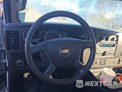 2019 Chevrolet Express 3500 Cutaway 1WT DRW - zdjęcie 10 z 16 - miniatura