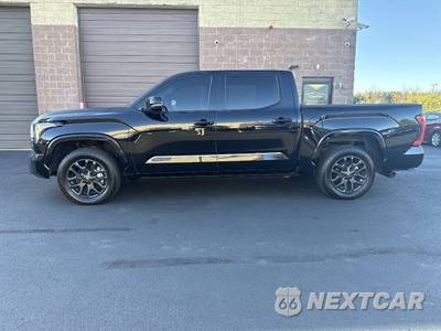 2026 Toyota Tundra Platinum Crew Cab Short Bed - zdjęcie 24 z 47 - miniatura