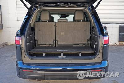 2024 Toyota Sequoia SR5 - zdjęcie 8 z 48 - miniatura