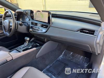 2024 Lexus ES 300h - zdjęcie 13 z 48 - miniatura