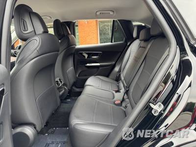 2026 Mercedes-Benz GLC 350e - zdjęcie 43 z 48 - miniatura