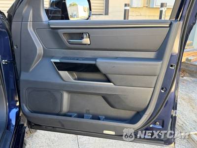 2025 Toyota Tundra Limited Crew Cab Short Bed - zdjęcie 46 z 48 - miniatura