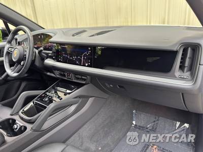 2024 Porsche Cayenne - zdjęcie 13 z 48 - miniatura