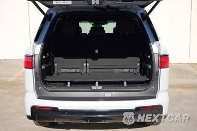 2025 Toyota Sequoia Limited - zdjęcie 8 z 48 - miniatura