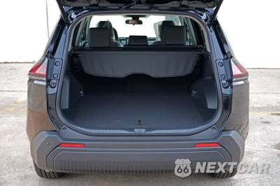 2026 Toyota RAV4 Hybrid XLE Premium - zdjęcie 8 z 48 - miniatura