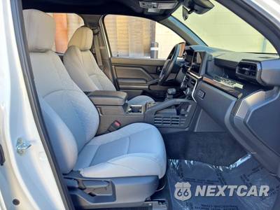 2025 Toyota Tacoma SR5 Crew Cab Medium Bed - zdjęcie 13 z 48 - miniatura