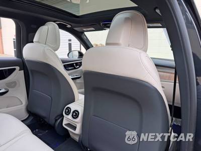 2024 Mercedes-Benz GLC 300 4MATIC - zdjęcie 40 z 48 - miniatura
