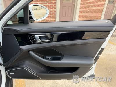 2018 Porsche Panamera - zdjęcie 46 z 48 - miniatura