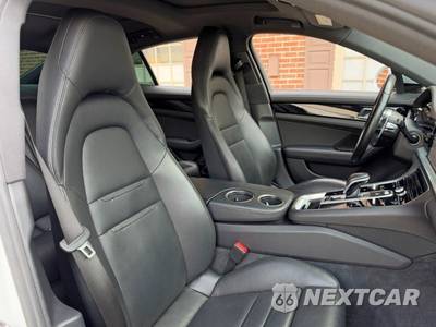 2018 Porsche Panamera - zdjęcie 39 z 48 - miniatura