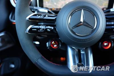 2025 Mercedes-Benz AMG CLE 53 4MATIC+ Coupe - zdjęcie 23 z 48 - miniatura