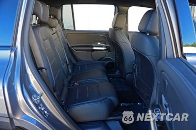 2024 Mercedes-Benz AMG GLB 35 4MATIC - zdjęcie 45 z 48 - miniatura