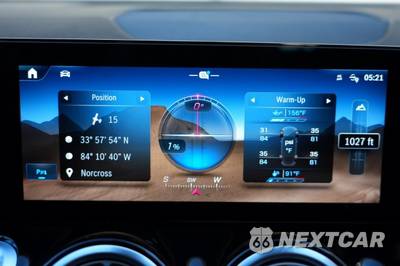 2024 Mercedes-Benz AMG GLB 35 4MATIC - zdjęcie 28 z 48 - miniatura
